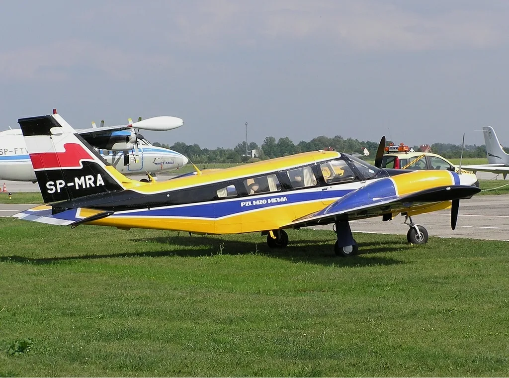 PZL M-20 Mewa