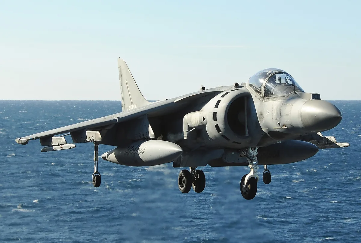 McDonnell Douglas AV-8B Harrier II