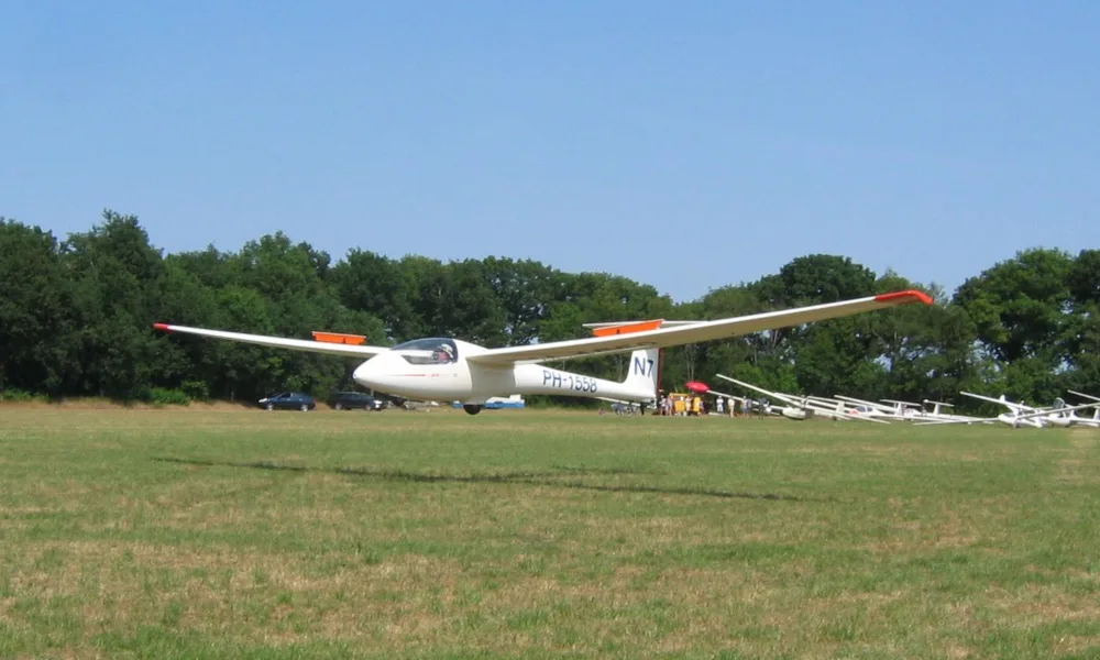 Alexander Schleicher Schleicher ASK 23