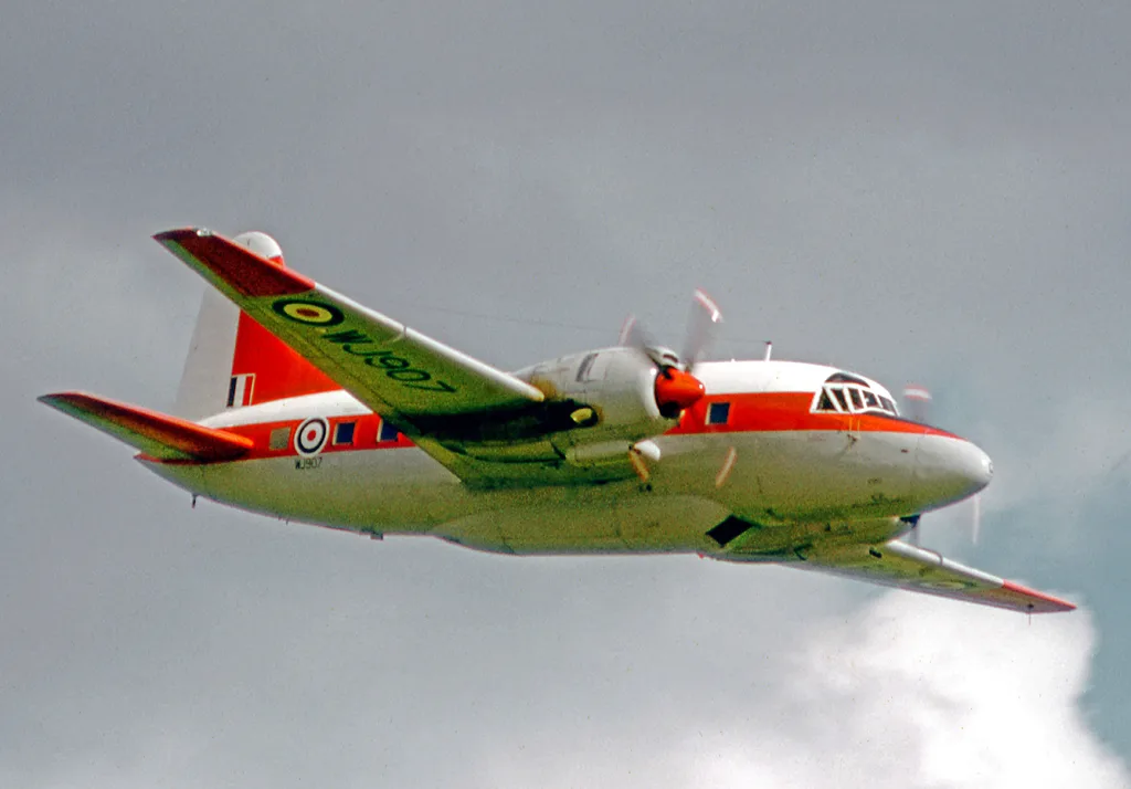 Vickers-Armstrongs Vickers Varsity